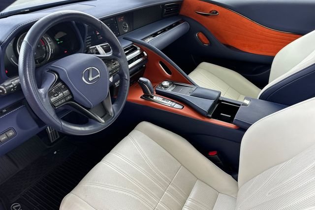 Used 2018 Blue Lexus 500 image 10