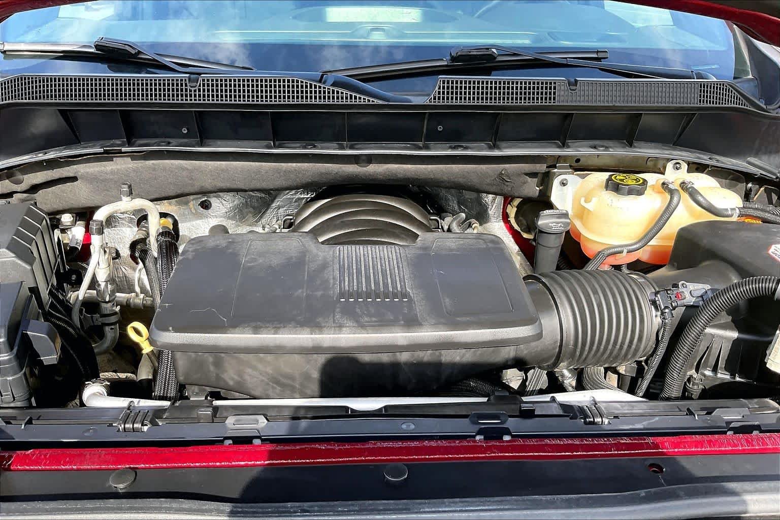 Used 2019 Cajun Red Tintcoat Chevrolet High Country image 32