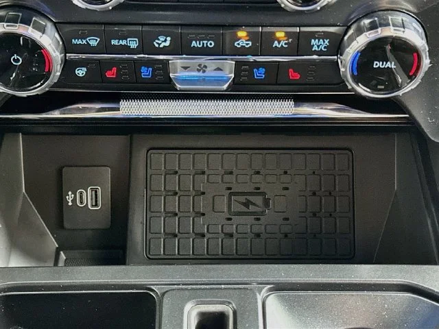 New 2026 Gray Ford Lariat image 18