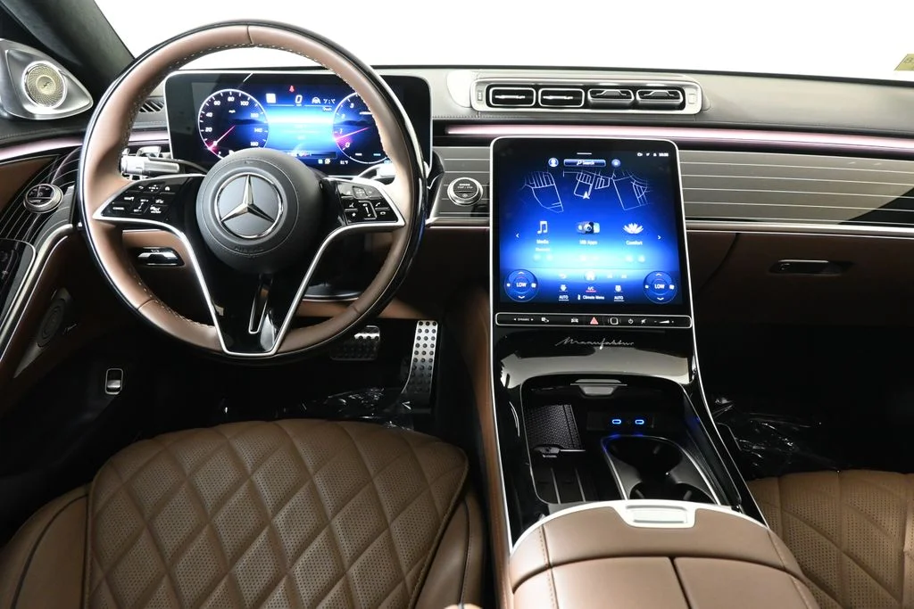 Certified Used 2026 Green Mercedes-Benz S 580 image 16