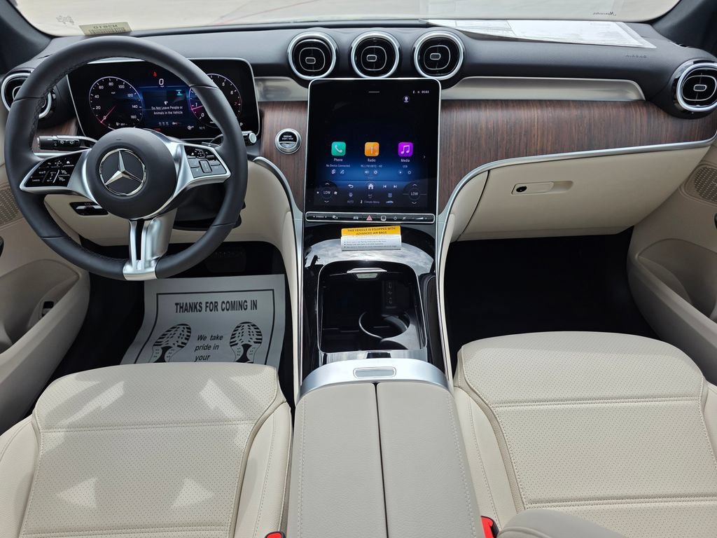 New 2026 Polar White Mercedes-Benz GLC 300 image 49