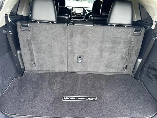 2024 Toyota Highlander Platinum - Photo 34