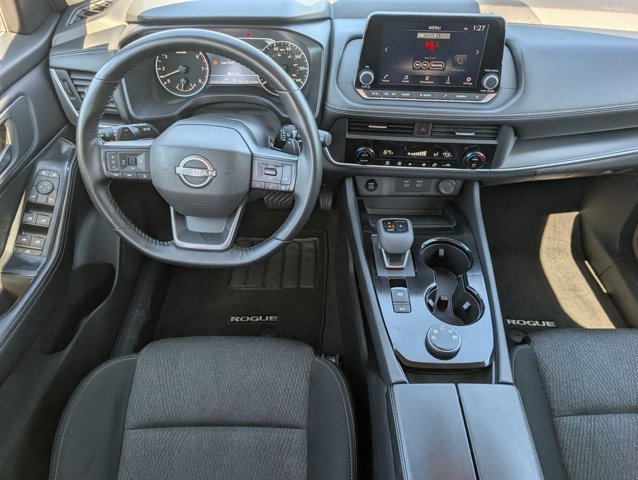 Used 2025 Gray Nissan SV image 6