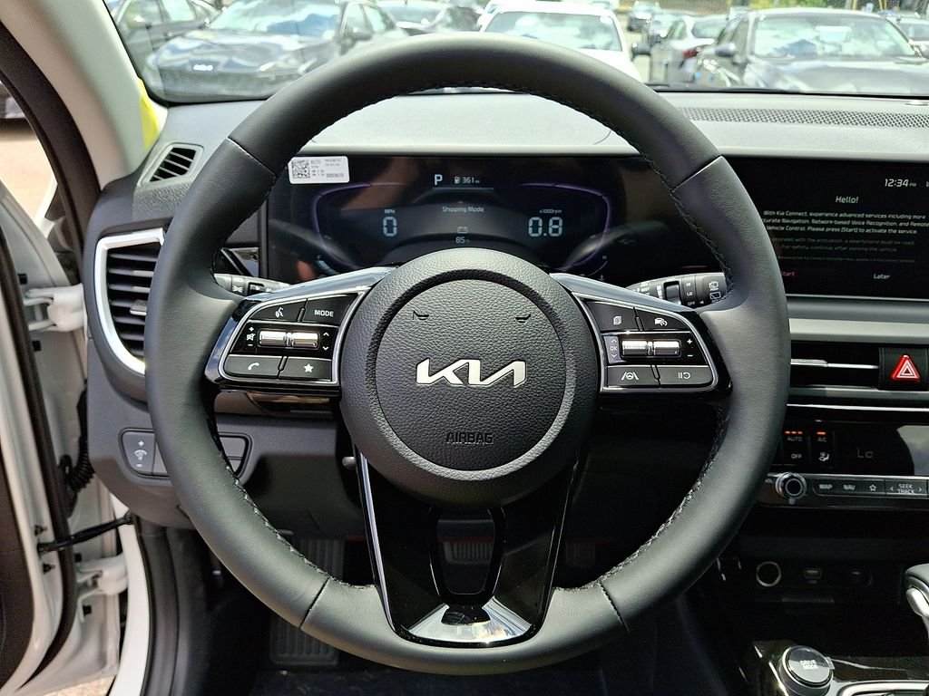 New 2026 Snow White Pearl Kia S image 9