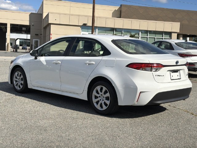 Used 2023 White Toyota LE image 11