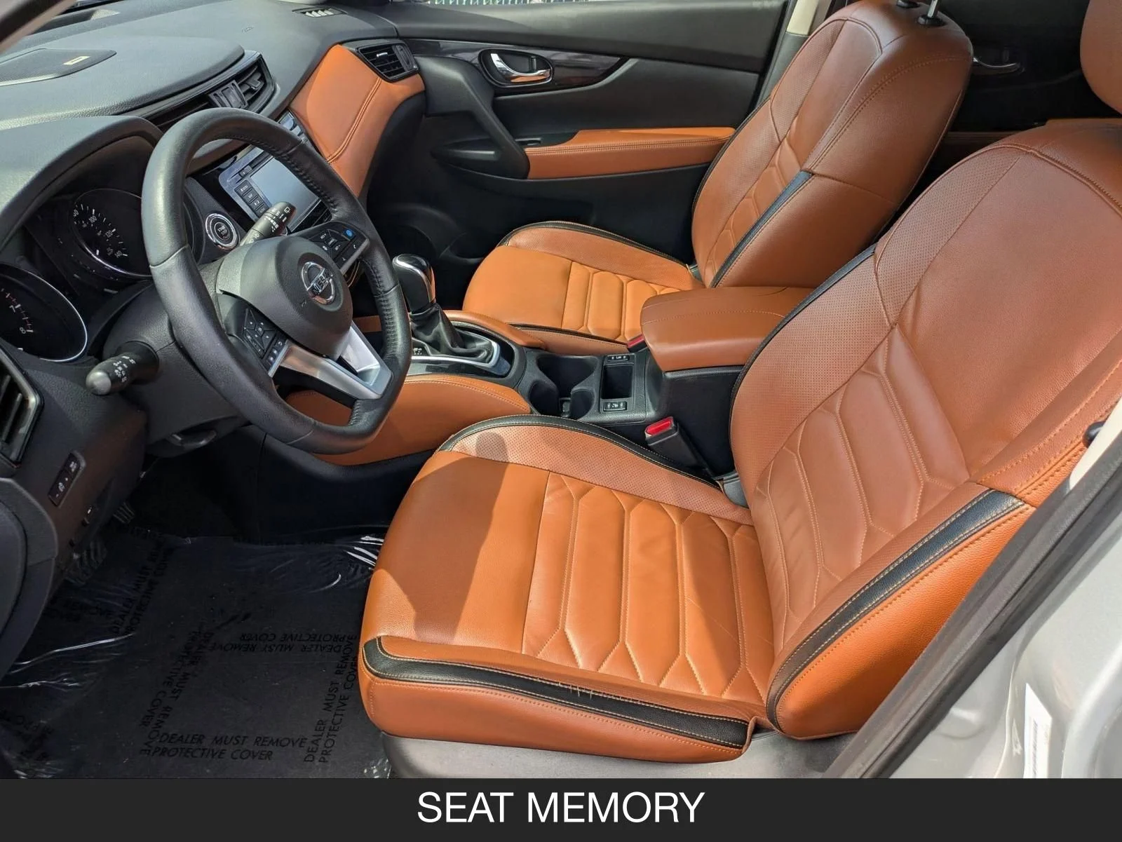 Used 2019 Brilliant Silver Metallic Nissan SL image 14