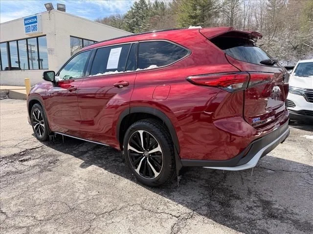 Used 2022 Red Toyota XSE image 8