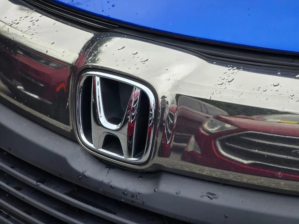 Used 2021 Silver Honda EX image 20