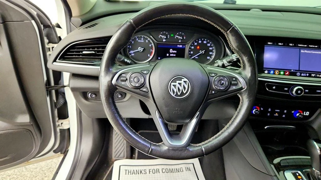 Used 2019 Summit White Buick 5dr Wagon Essence AWD image 13