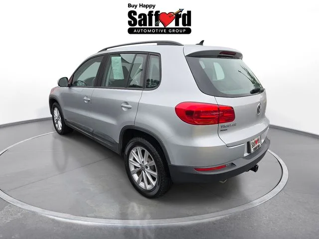 Used 2018 Silver Volkswagen 2.0T image 3
