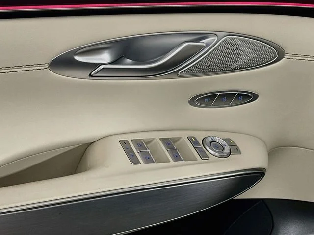 New 2027 Genesis GV70 2.5T Select