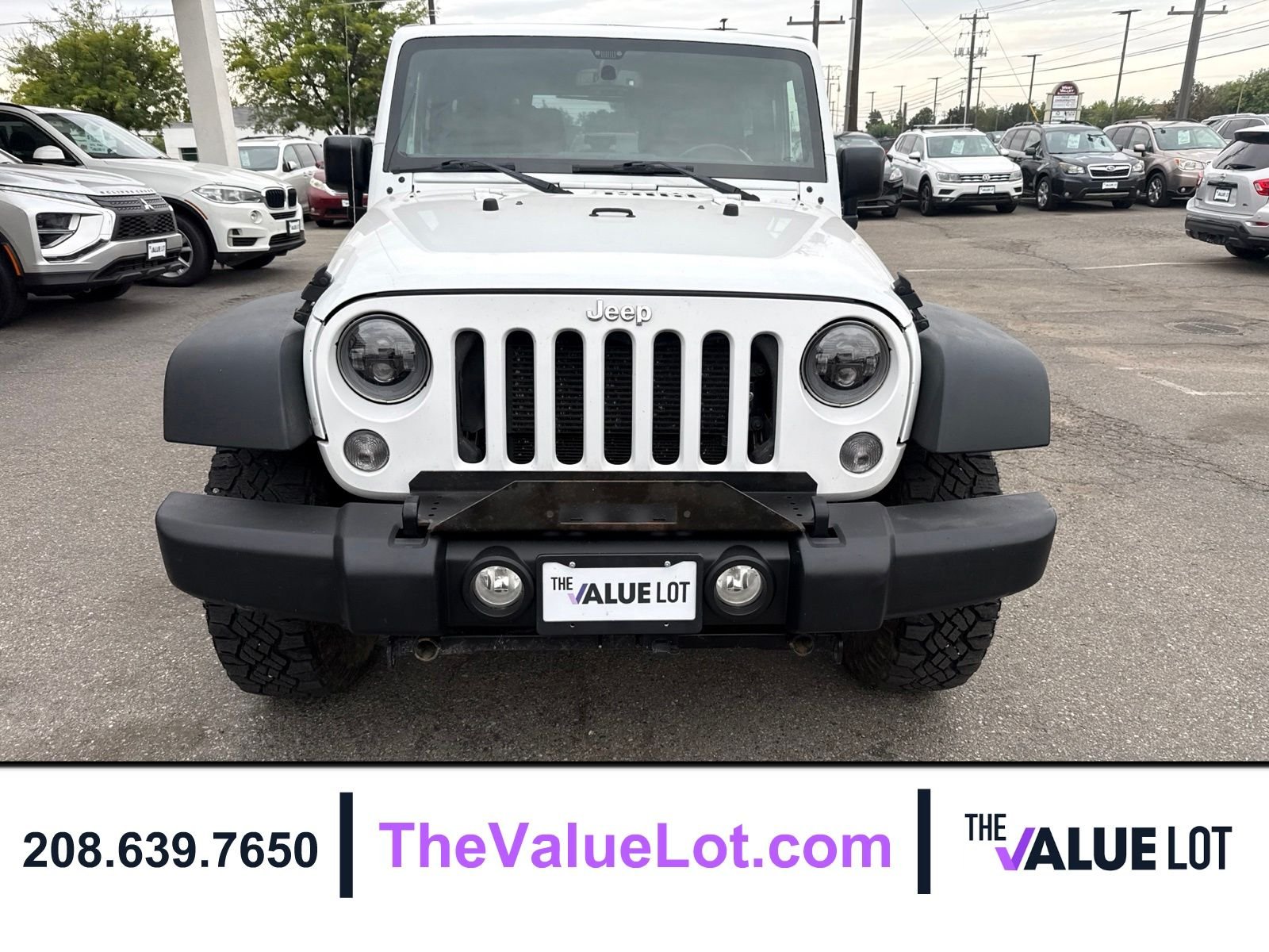 Used 2015 White Jeep Rubicon image 9