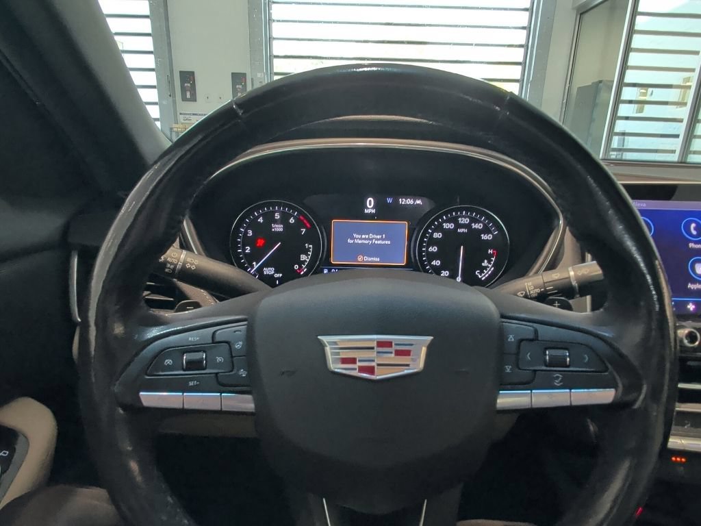 Used 2020 SHADOW METALLIC Cadillac Premium Luxury image 13
