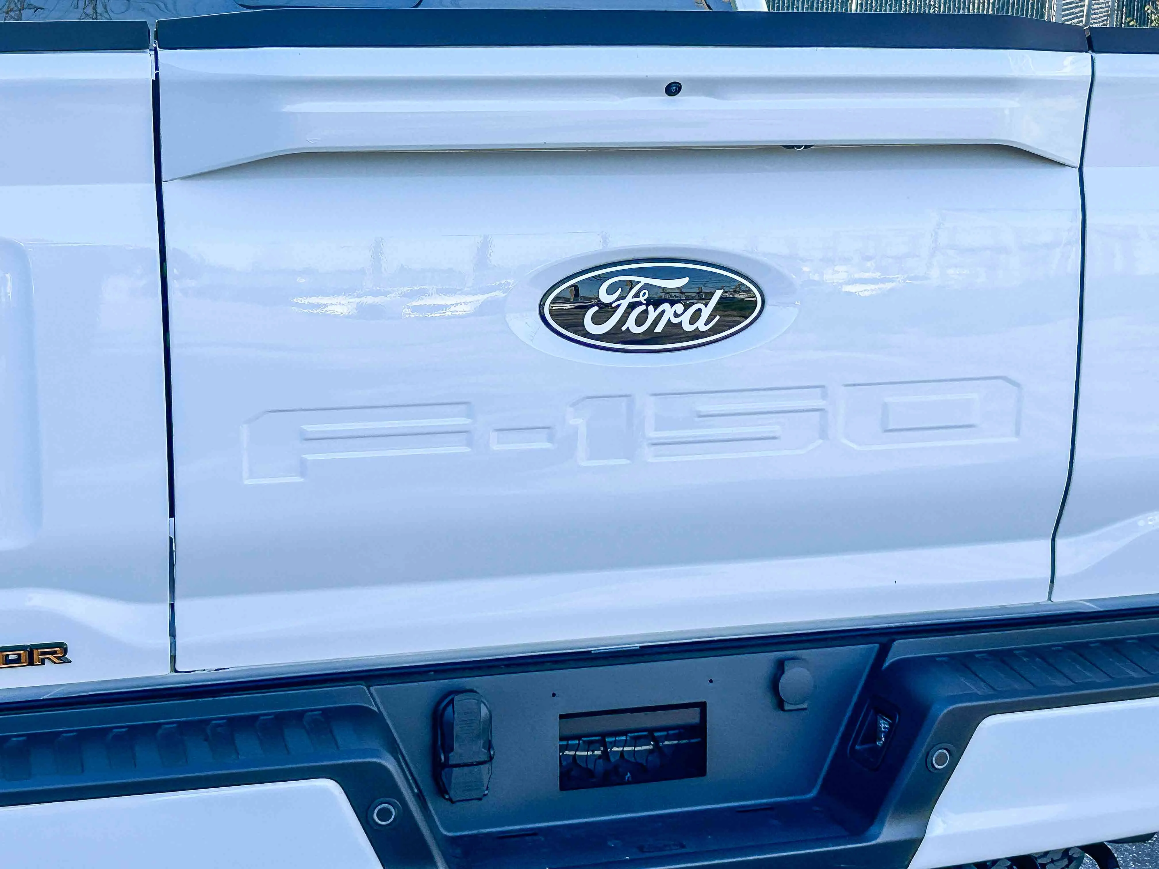 New 2026 Oxford White Ford Tremor® image 10