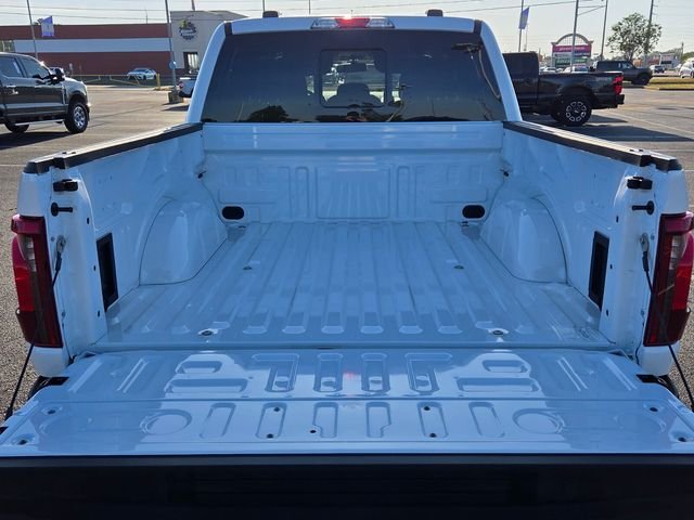 New 2026 Oxford White Ford XLT image 36