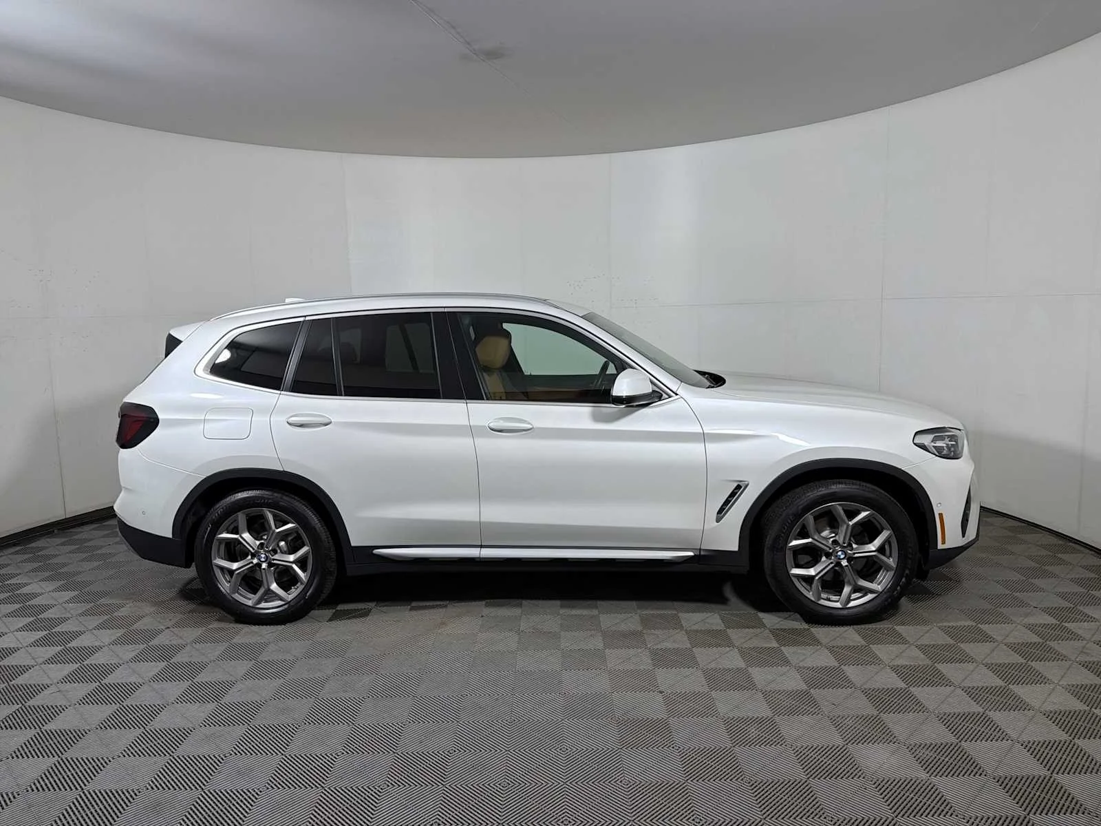 Certified Used 2023 Mineral White Metallic BMW xDrive30i image 7