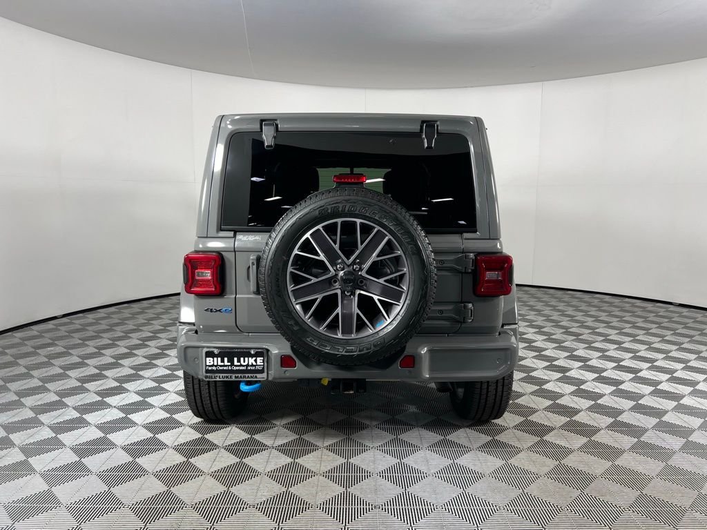 2022 Jeep Wrangler Unlimited Sahara High Altitude 4xe photo 4