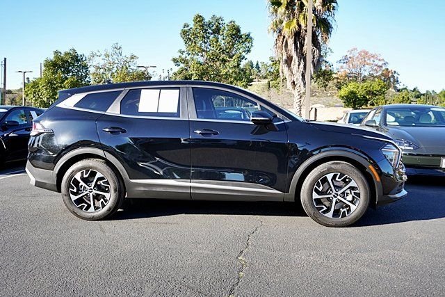 Used 2024 Black Kia EX image 6