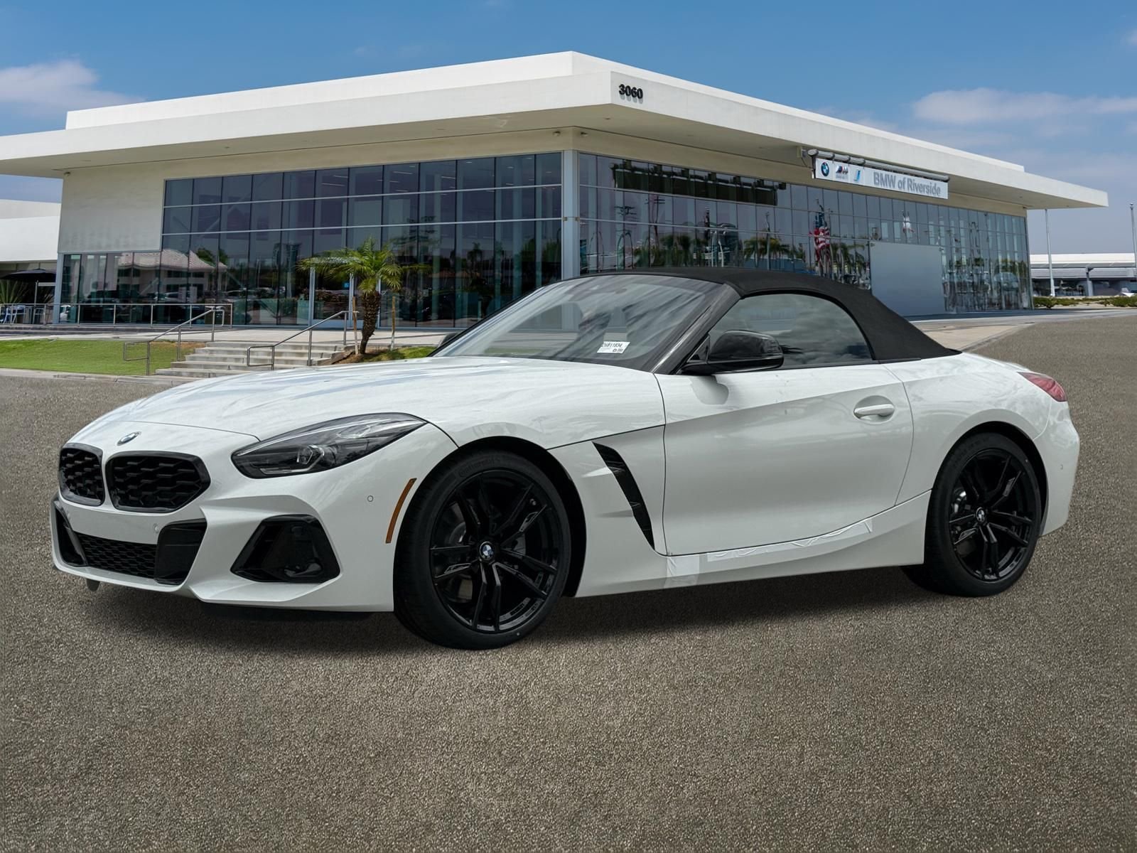 New 2026 Alpine White BMW sDrive30i image 5