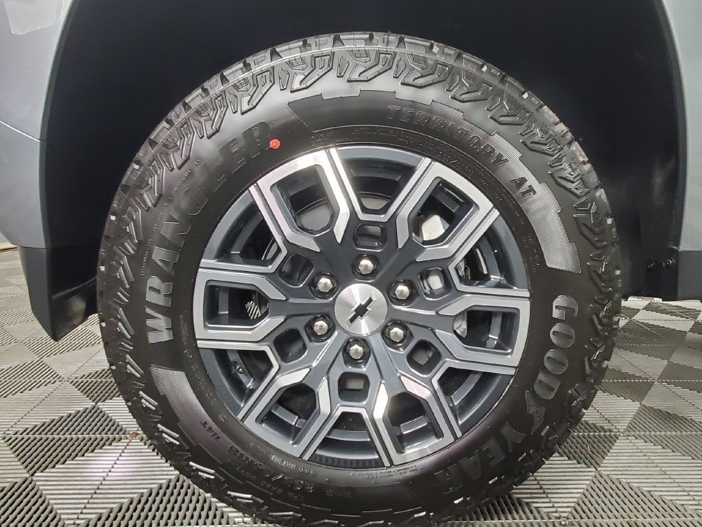 2026 Chevrolet Colorado Z71 - Photo 31