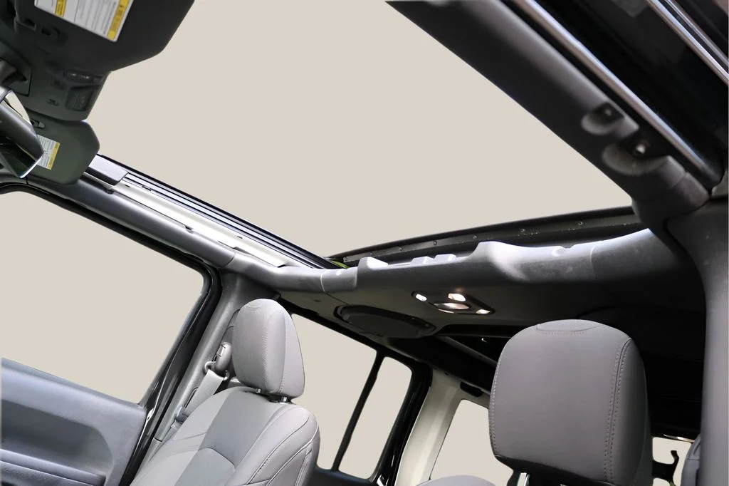 Used 2021 Black Jeep Unlimited Sport S image 11