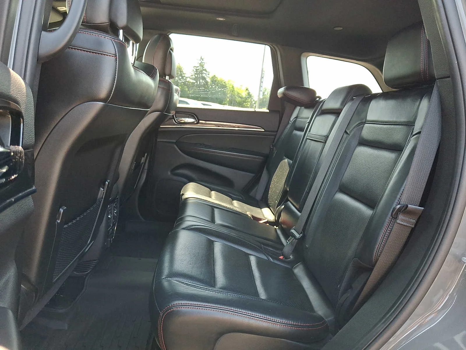 Used 2021 Sting Gray Clearcoat Jeep Trailhawk image 10
