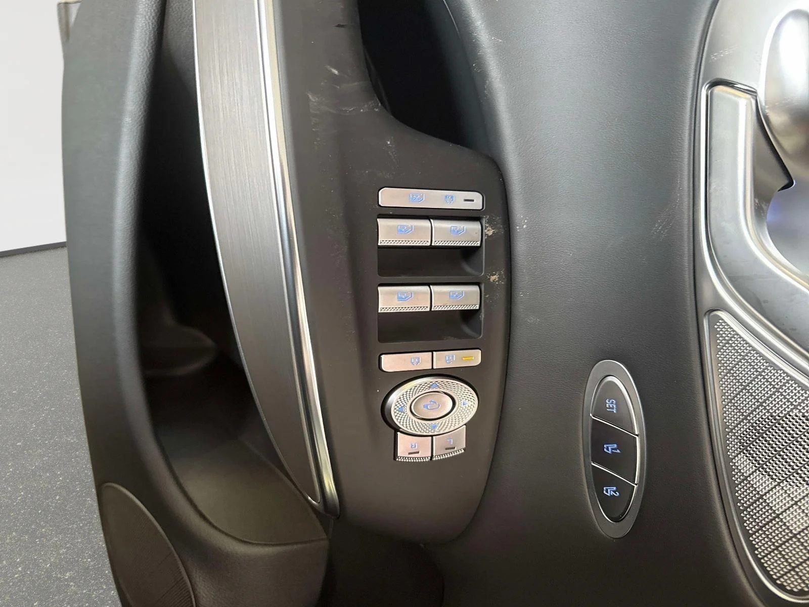 New 2026 Ceres Blue Genesis 2.5T Select image 19