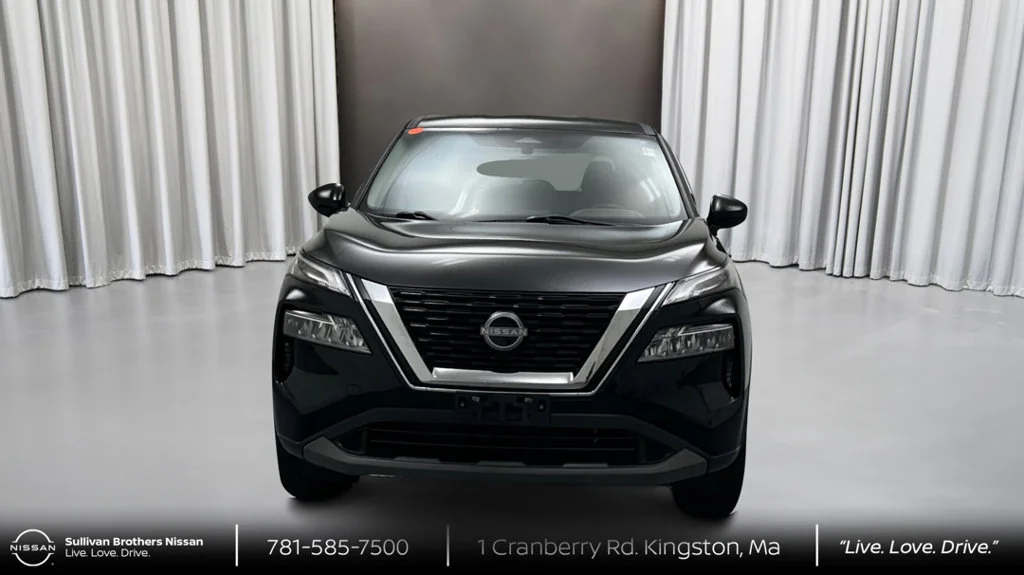 Used 2023 Black Nissan SV image 2