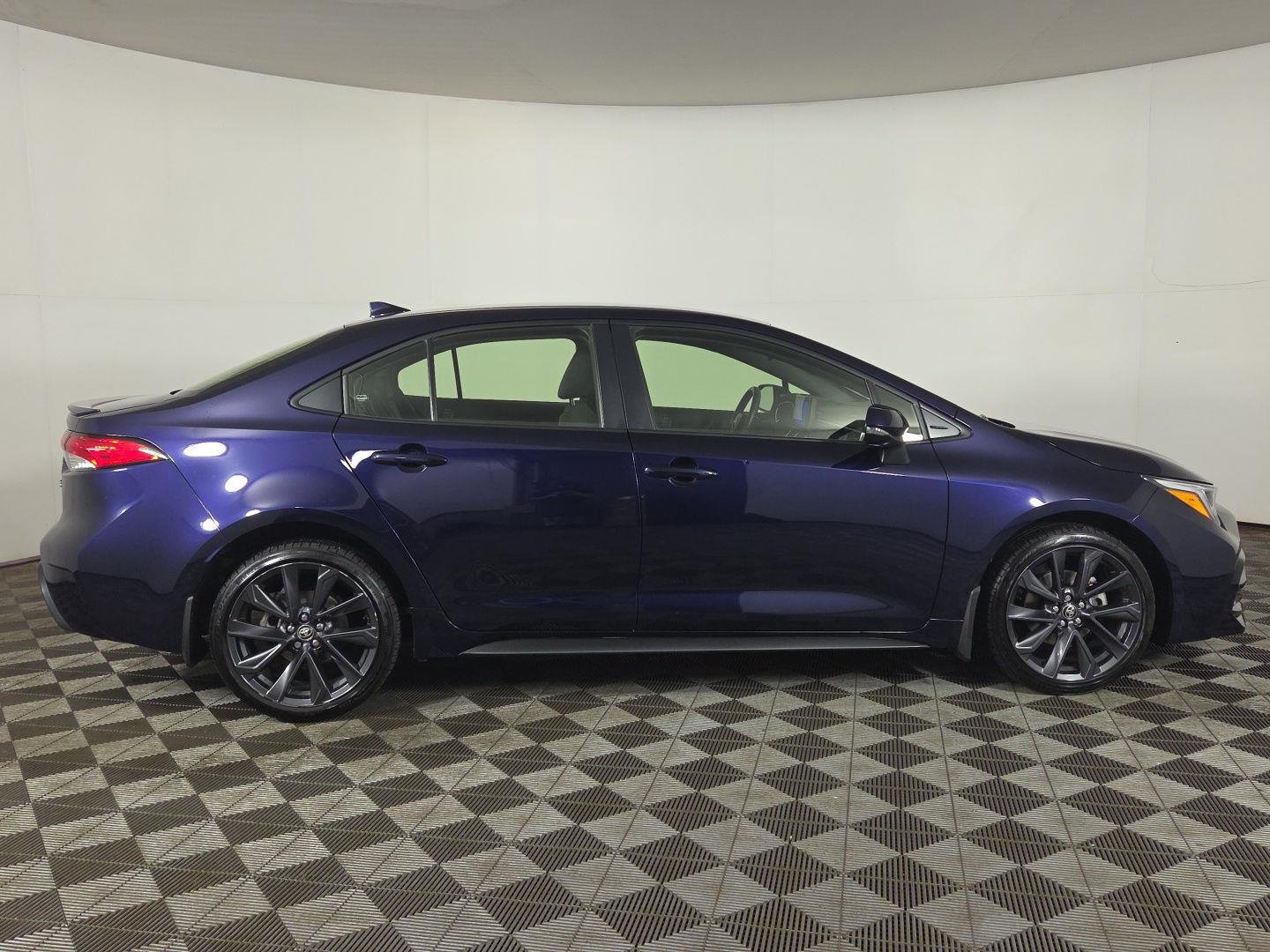 Certified Used 2024 Blueprint Toyota SE image 7