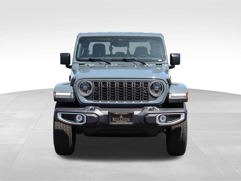 New 2026 Anvil Clear-Coat Exterior Paint Jeep Sahara image 2
