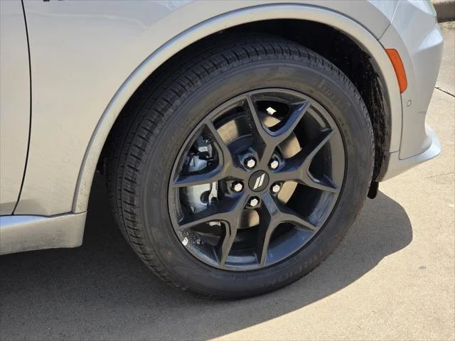 New 2026 Triple Nickel Exterior Paint Dodge GT Plus HEMI V8 image 5