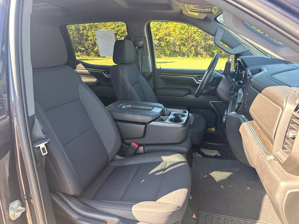 Used 2023 Blue Metallic Chevrolet LT image 21