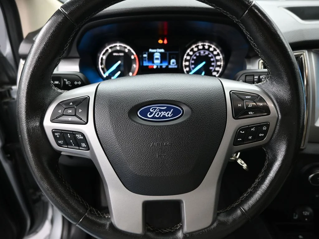 Used 2022 Silver Ford XLT image 13