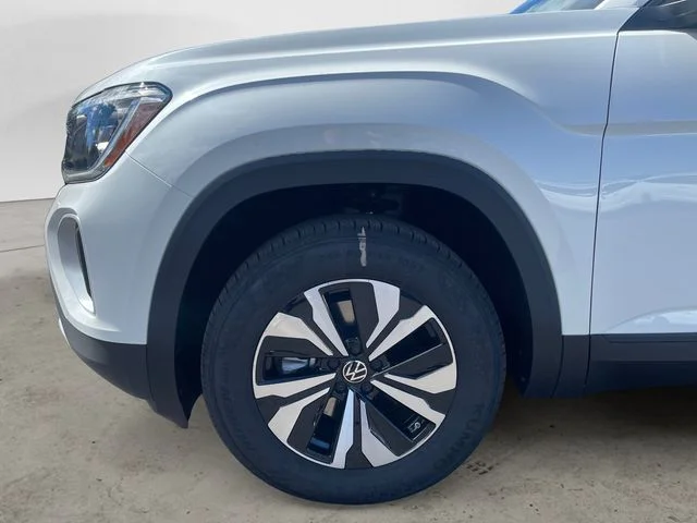New 2026 White Volkswagen 2.0T SE image 14