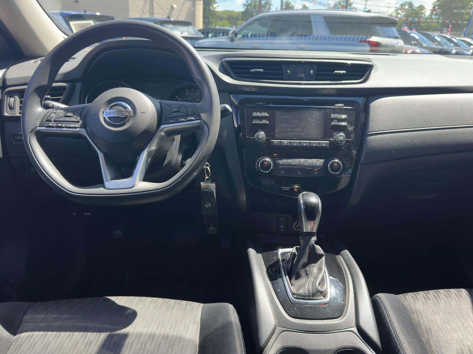 2017 Nissan Rogue S - Photo 18