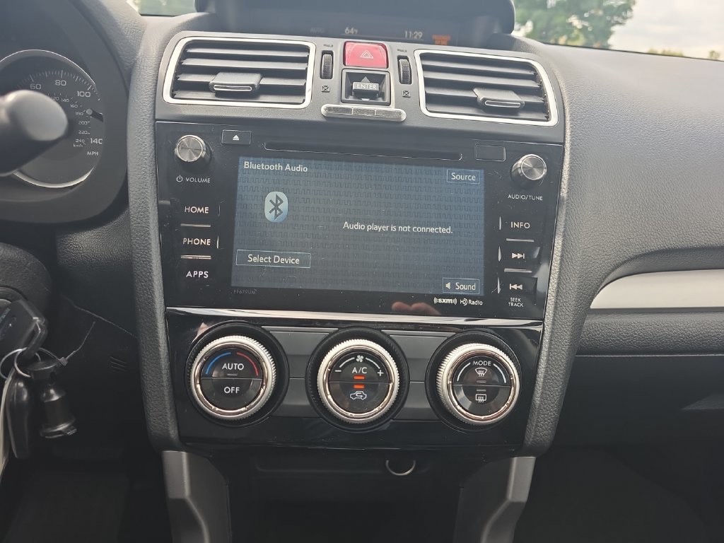 Used 2018 Crystal Black Silica Subaru 2.5i Premium image 9