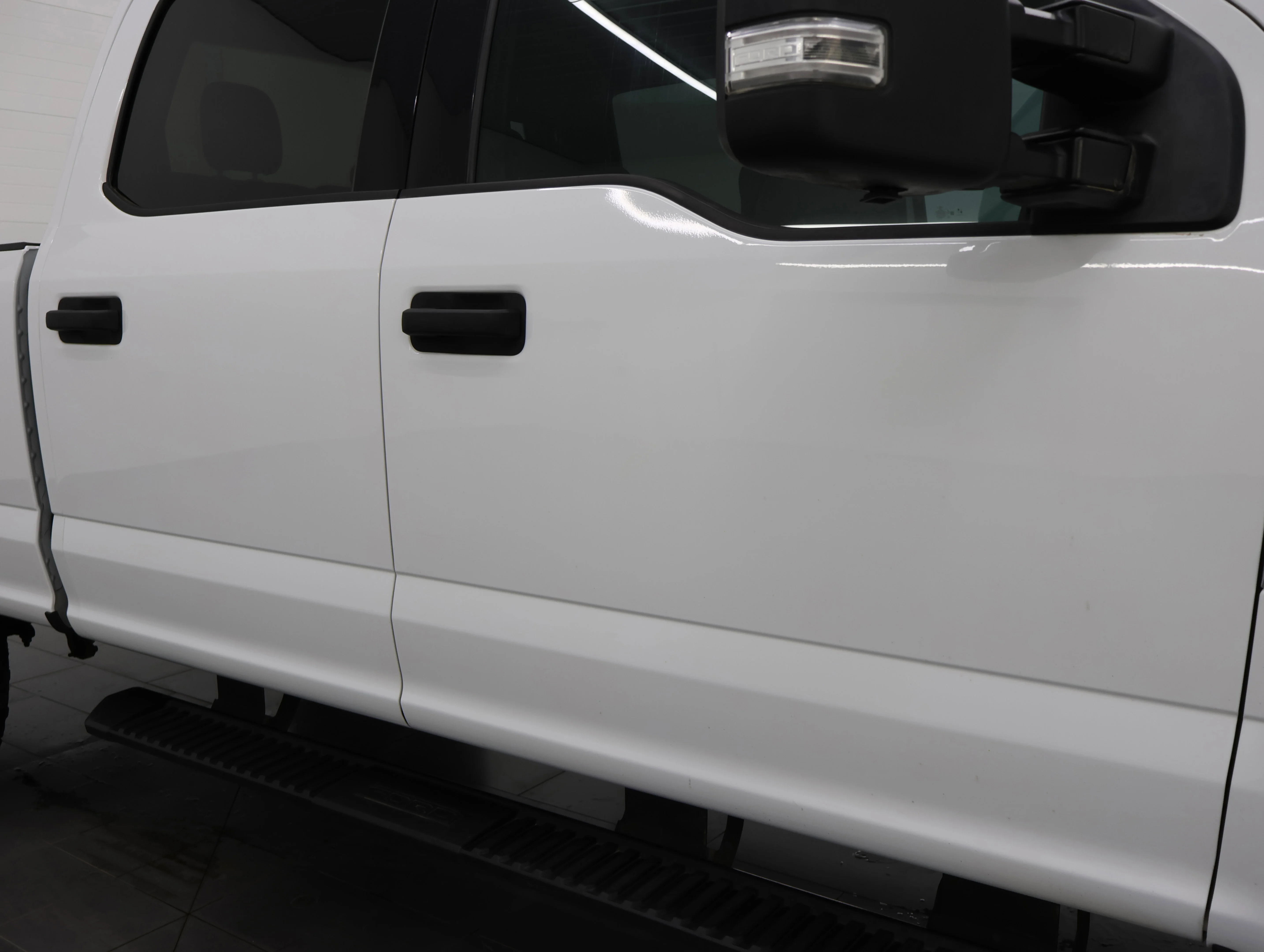 Used 2022 Oxford White Ford XLT image 24