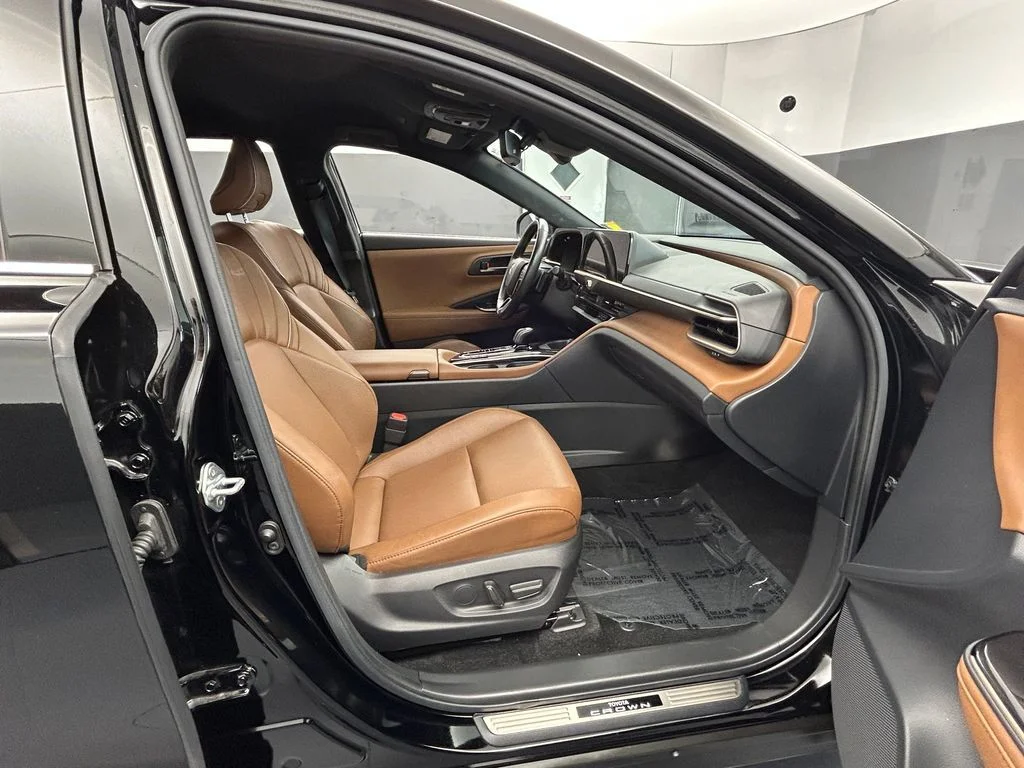 Used 2025 Black Toyota XLE image 51