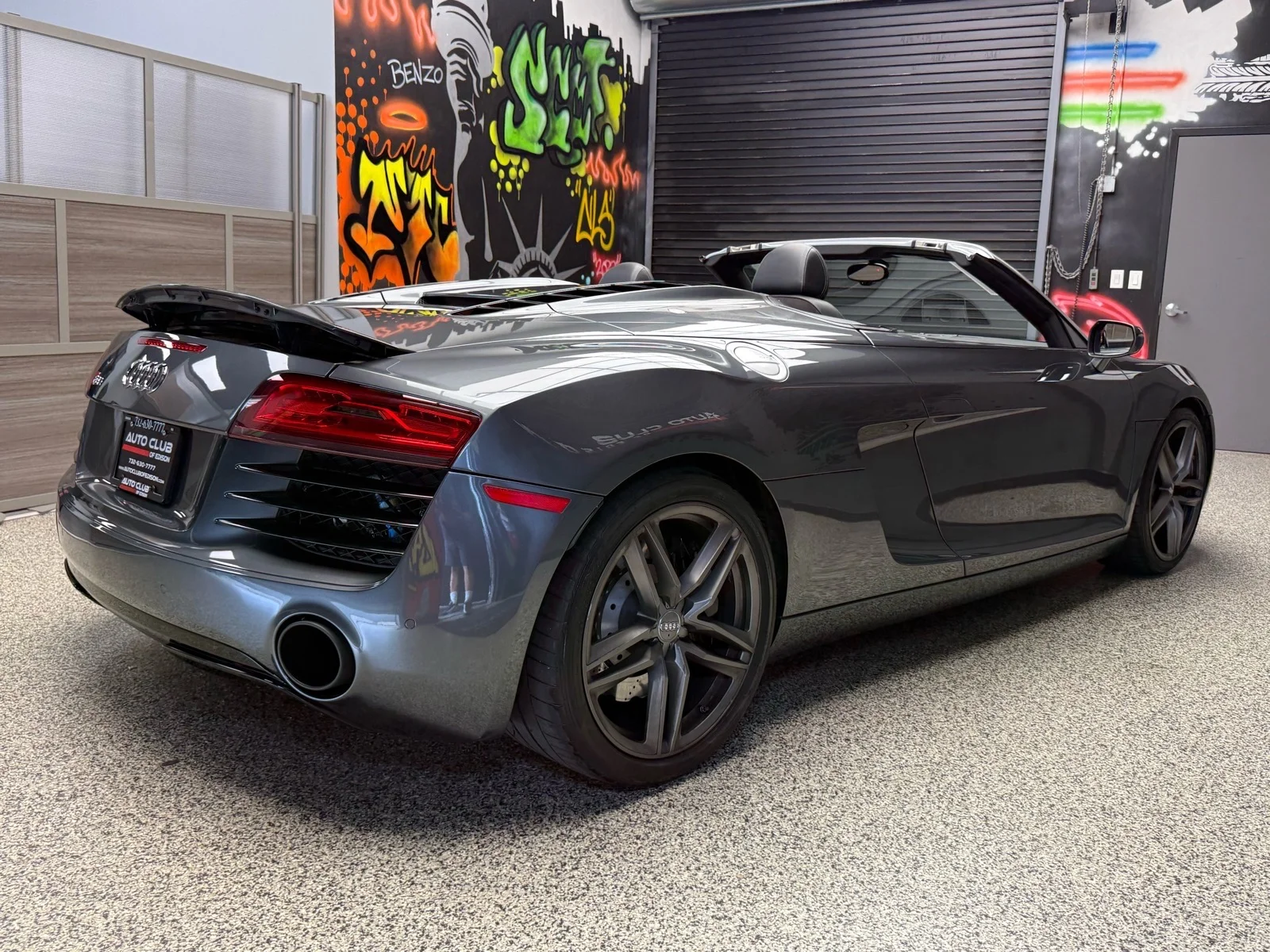 Used 2015 Daytona Gray Pearl Effect (6y) Audi 4.2 QUATTRO SPYDER image 12