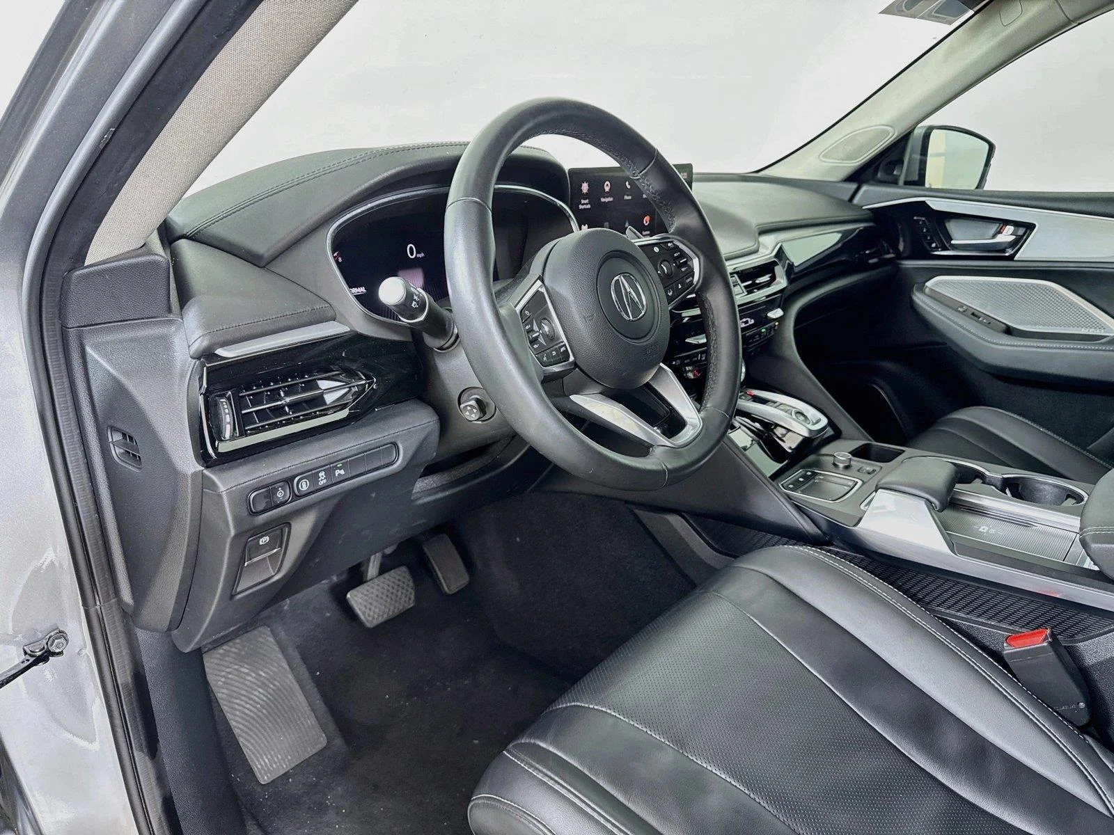 Used 2024 Lunar Silver Metallic Acura SH-AWD w/Tech image 9