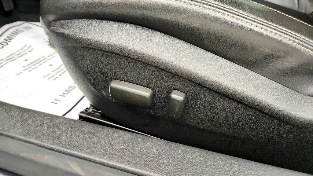 Used 2010 Cyber Gray Metallic Chevrolet 2dr Coupe 2SS w/ RS Package & Black Stripe Package image 11
