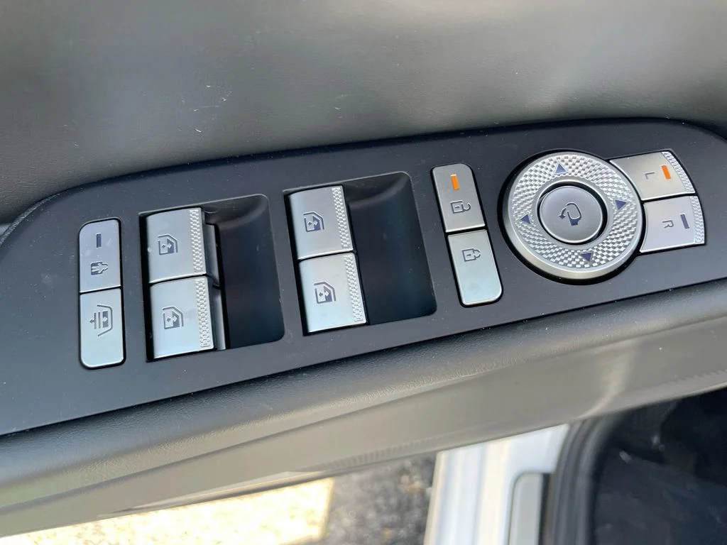 2025 GENESIS G80 Sport Prestige - Photo 41