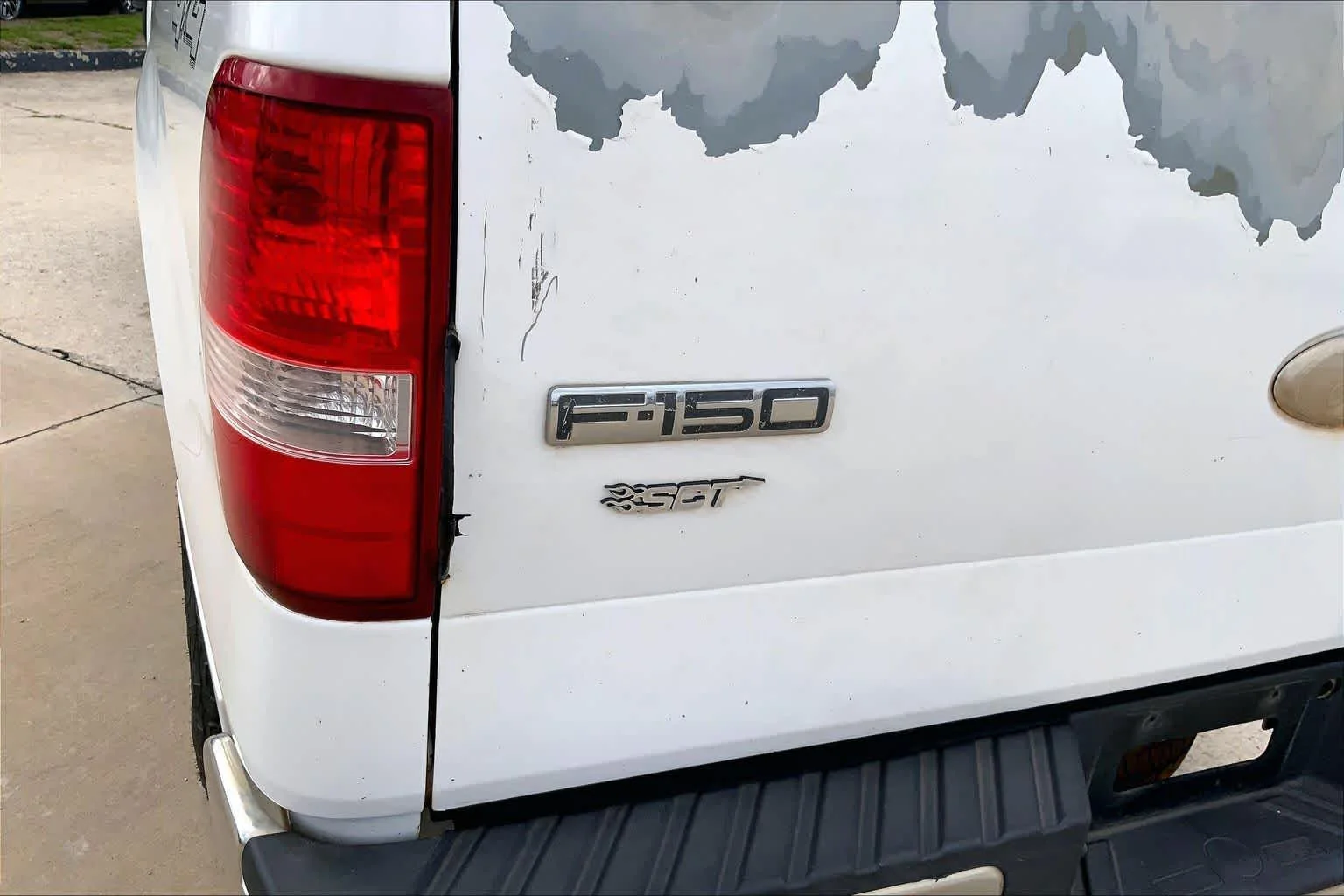 Used 2007 White Sand Tri-Coat Metallic Ford XLT image 28