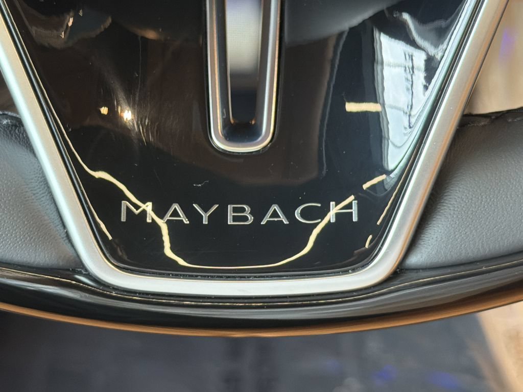 New 2027 MANUFAKTUR moonlight white magno (White Ambiance) Mercedes-Benz Maybach SL 680 Monogram Series image 74