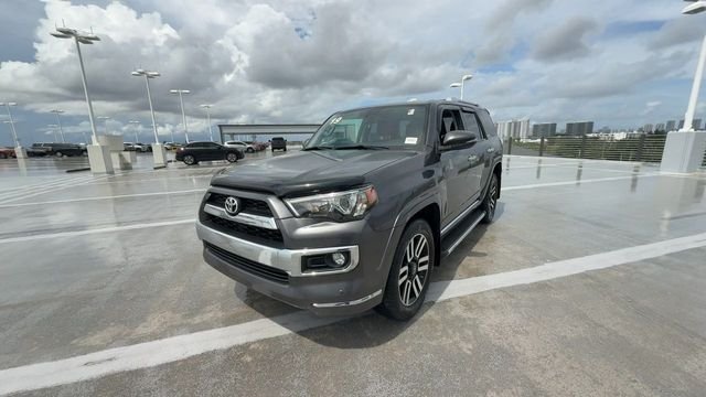 Used 2019 Gray Toyota Limited image 4