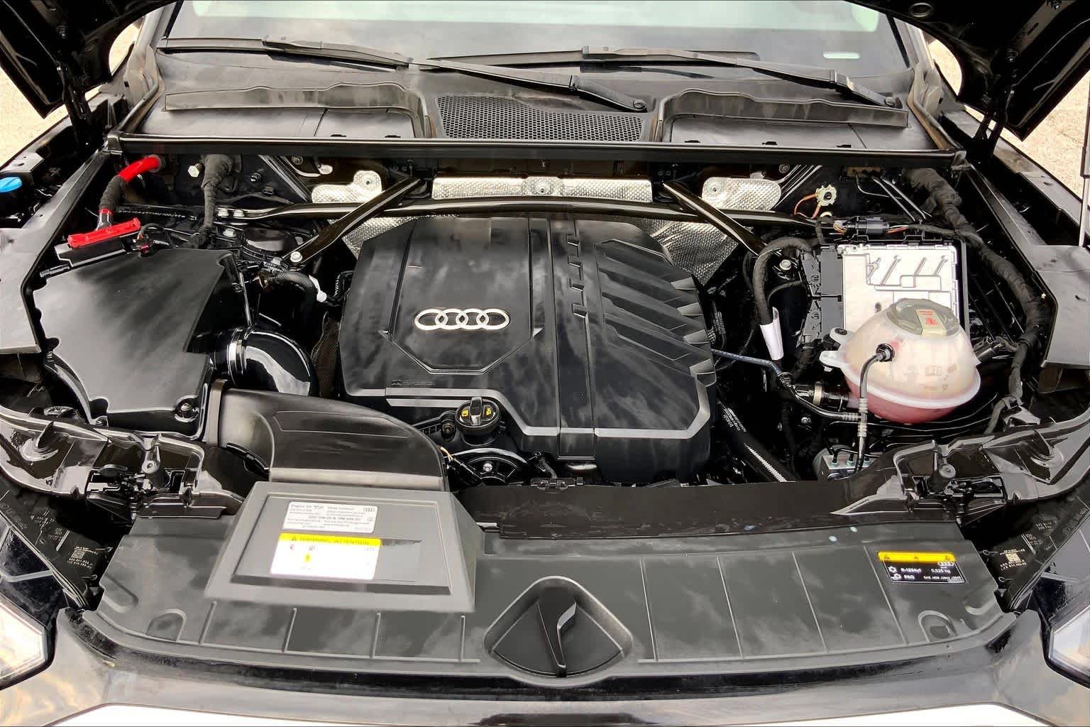 Used 2022 Mythos Black Metallic Audi S line Premium image 31