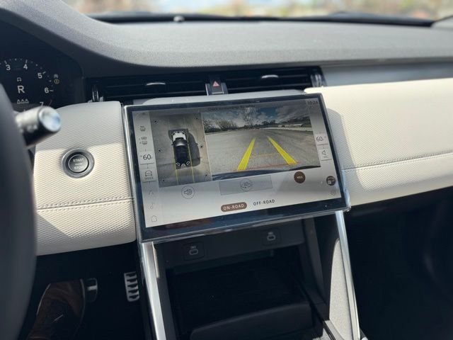 New 2026 Carpathian Grey Land Rover Landmark image 17
