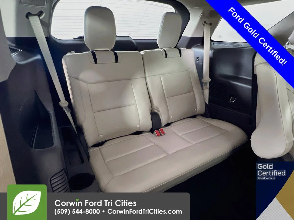 Used 2021 White Ford Platinum image 16