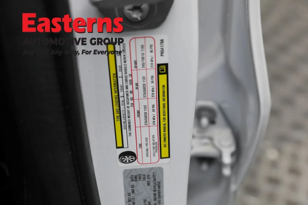 Used 2023 White Ram Laramie image 33