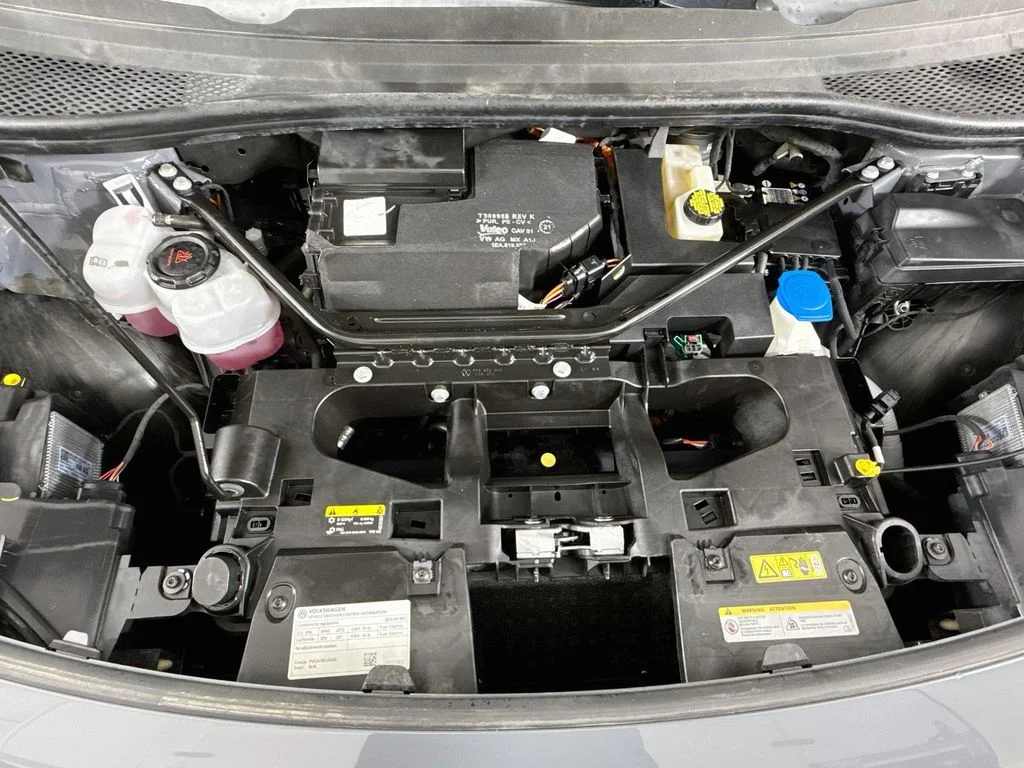 Used 2023 Gray Volkswagen Pro S image 31